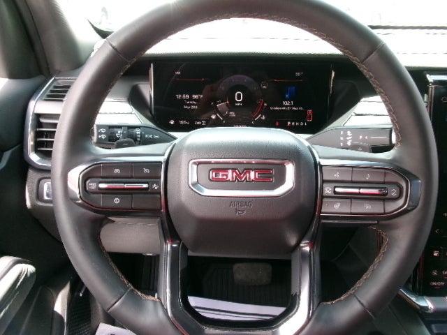 2024 GMC Acadia AT4
