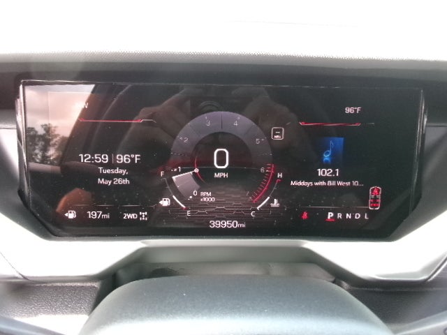 2024 GMC Acadia AT4