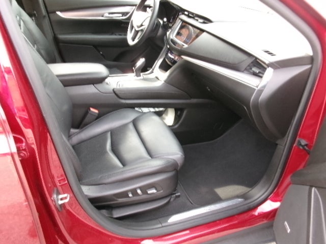 2018 Cadillac XT5 Premium Luxury AWD