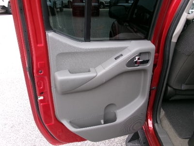 2013 Nissan Frontier Desert Runner