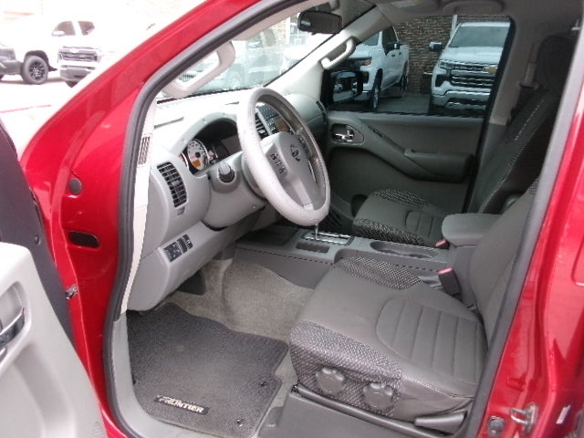 2013 Nissan Frontier Desert Runner
